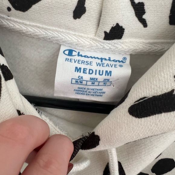 Cow print Cropped CHAMPION hoodie - Picture 4 of 5